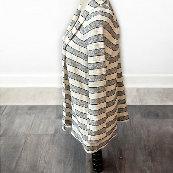 LOFT Gray and White Open Front Cardigan - Picture 2 of 5